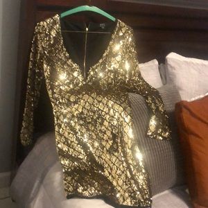 Cocktail dress perfect for the holidays